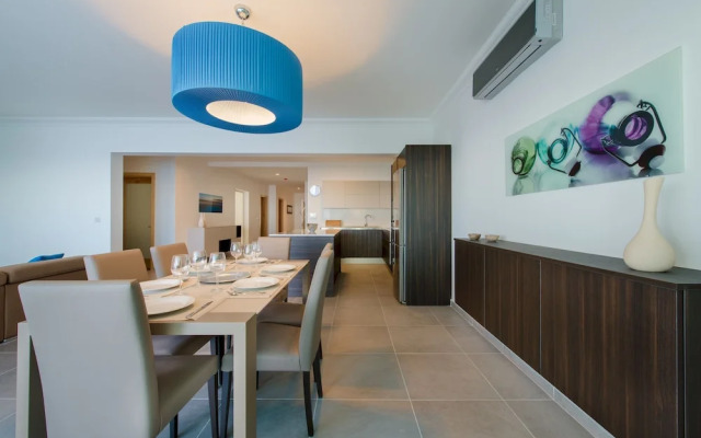 THE Ultimate Luxury, Sliema With Pool