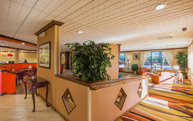 Quality Inn & Suites Florence Civic Center