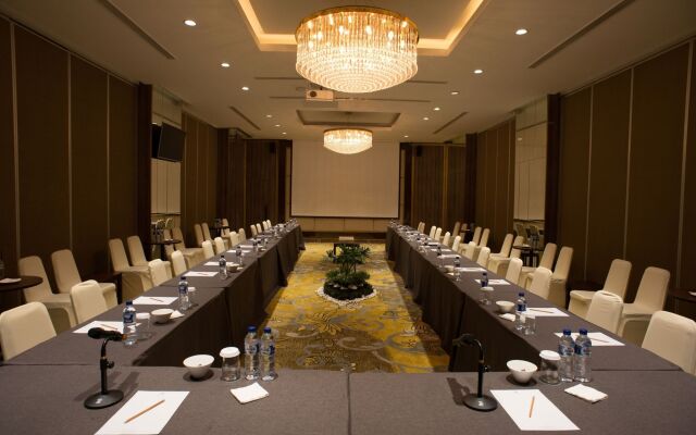 The Crystal Luxury Bay Resort Nusa Dua