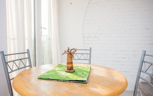 2 Bedroom Flat In Stepney Green