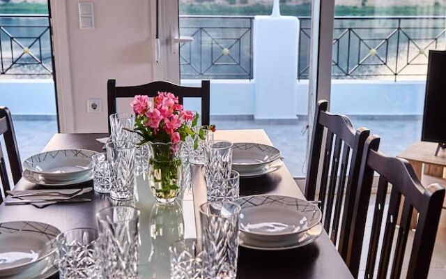 Lake View Suites