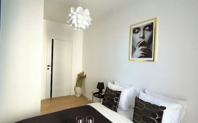 Lumina 3-room apart on Drewnowska