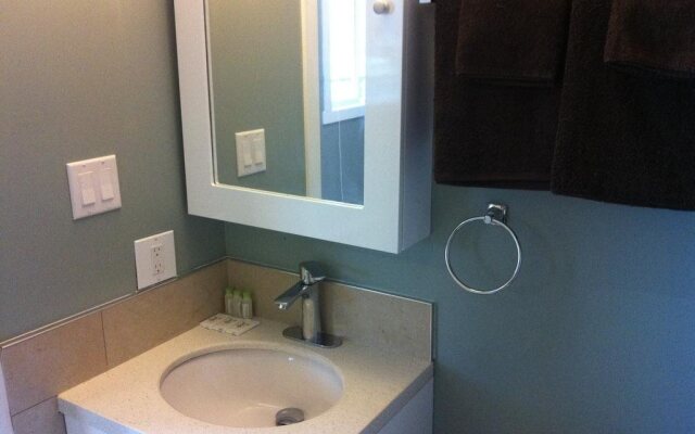 Peace River Inn & Suites