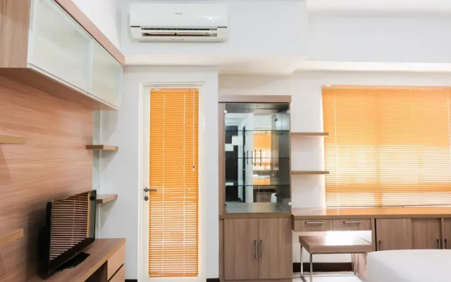 Cozy with City View Studio at Scientia Apartment