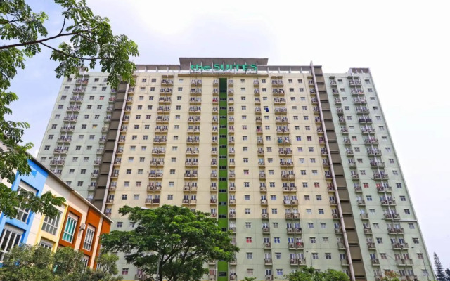 OYO Life 2517 Apt the Suites Metro by Prisma