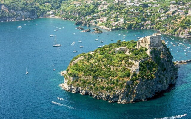 Awesome Apartment in Ischia With Wifi and 2 Bedrooms