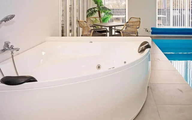Renovated Retreat With Pool - By Traum Ferienwohnungen