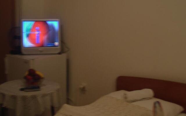 Rooms Lami