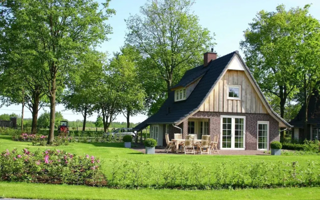 Beautiful House With Garden