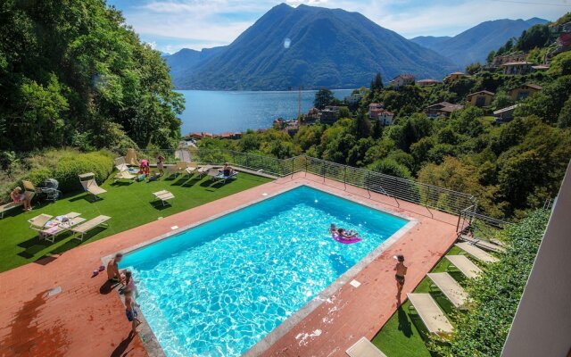 JOIVY Luxury flat & Lake Como view