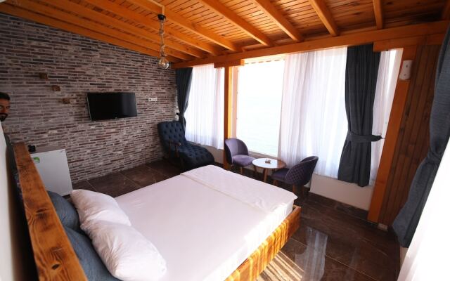 Mose Restoran Motel Beach