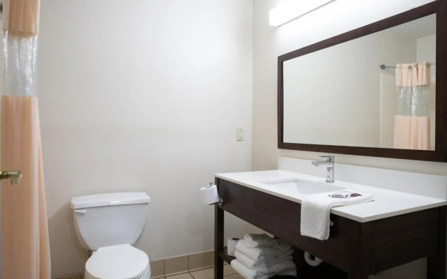BlissPoint Inn & Suites