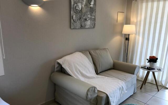 Apartament Neàpolis 2