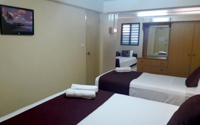 Victoria Palms Hotel