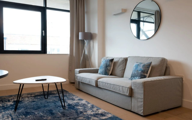 Charles Hope Apartments - Brentford