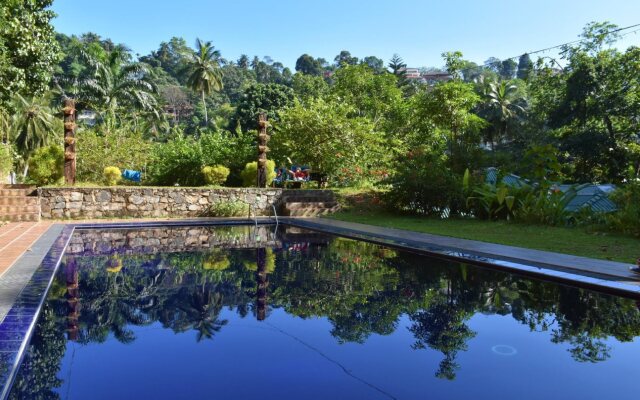 Clove Garden Hotel