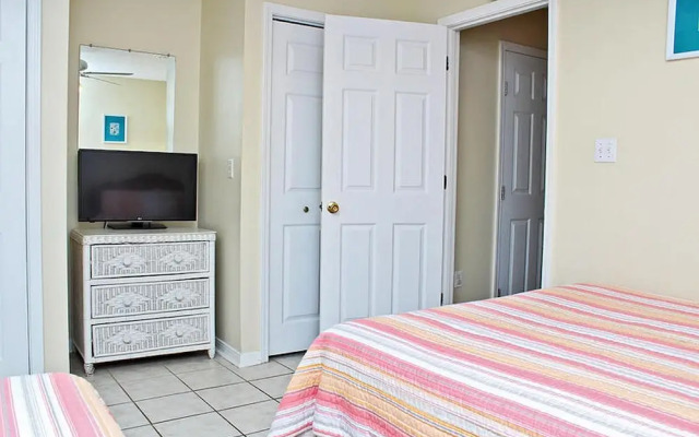 Bonhomme Richard East