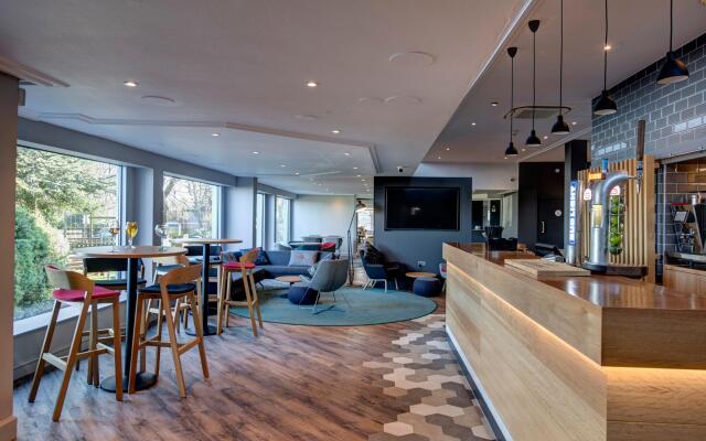 Holiday Inn Express Edinburgh City West by IHG