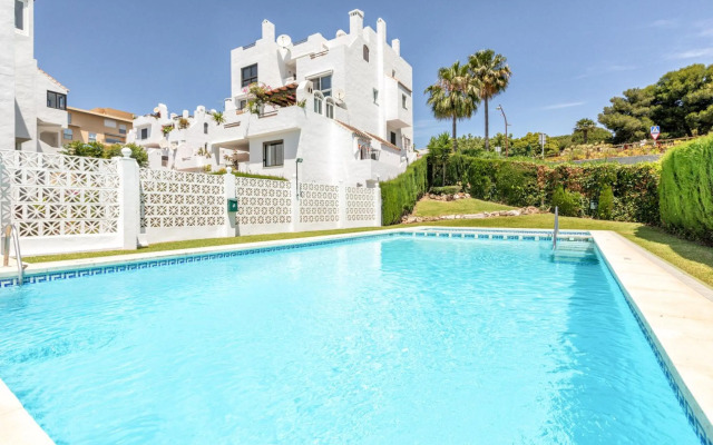 Front Sea View Apartment Estepona