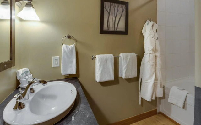 Predator Ridge Resort