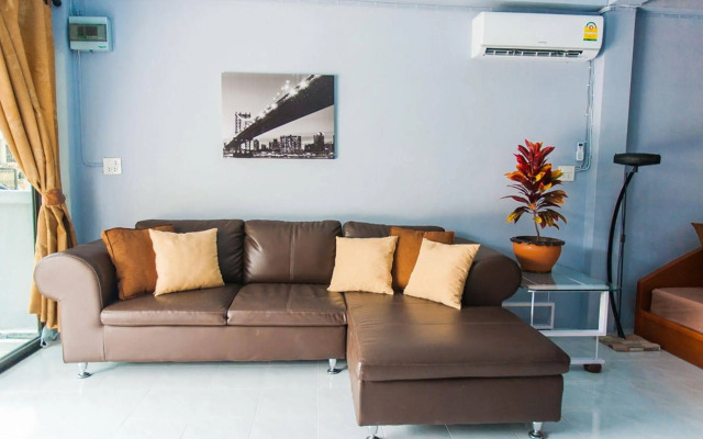 Royal Prince Residence