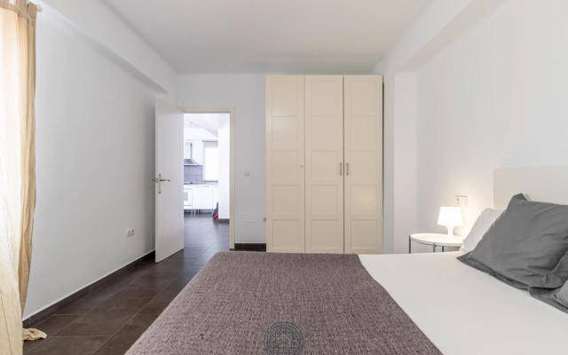 CERVANTES Apartment 24 2BT 1BR