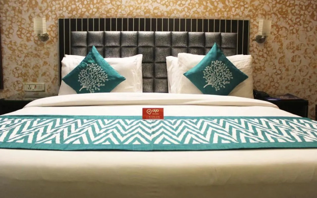 OYO Townhouse 804 Hotel Swiss International