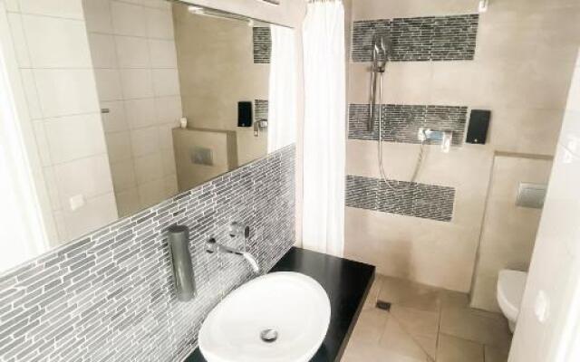 Tau Design Hotel