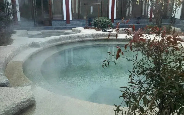 Huaqing Palace Resort & Spa
