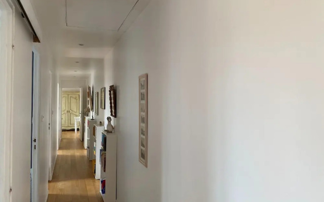 Beautiful Apartment, 2 Terraces, Near Beach