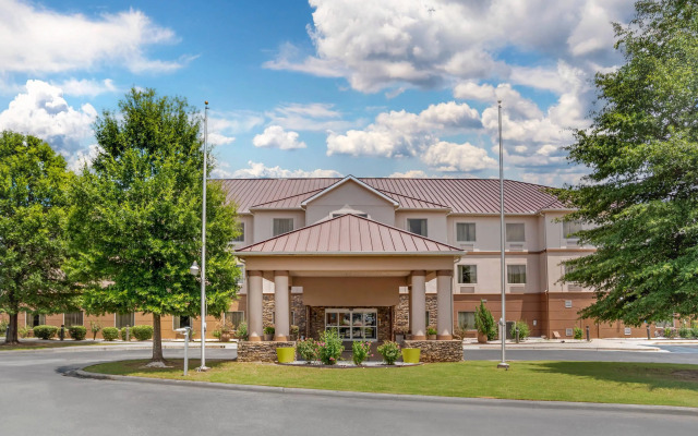 Comfort Suites Montgomery East Monticello Dr.