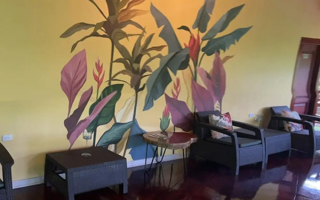 Hosteria Ojo de Agua