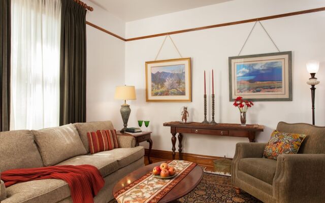 Four Kachinas Bed & Breakfast Inn