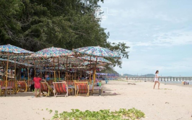 Rayong by Milanee