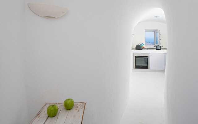 Villa Gaia, 3 bedroom villa with amazing views at Imerovigli