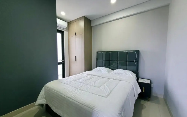 Palam Mansion at One Residence Apartment
