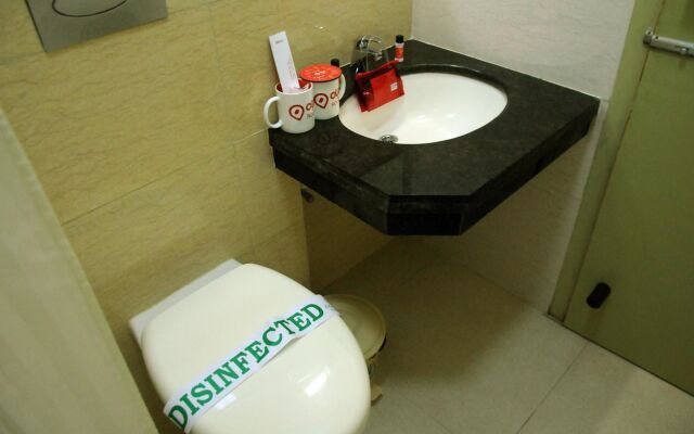 OYO Rooms Cross Cut Road Gokhale Street