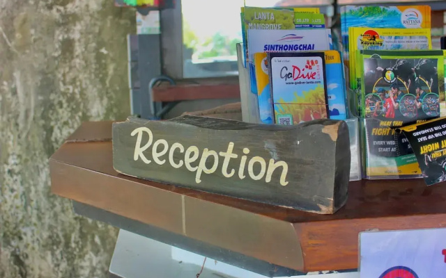 Phumala Lanta Seaview Resort