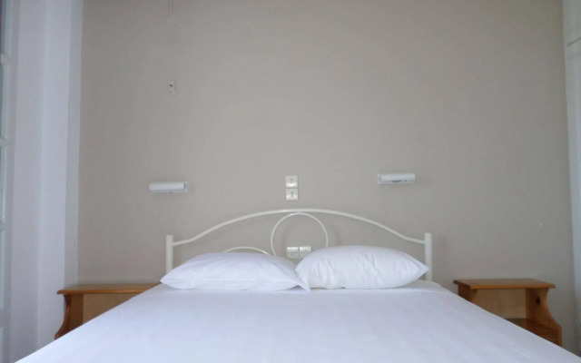 Rising Sun Apartments and Studios