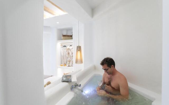Majestique of Naxos Βoutique Ηotel