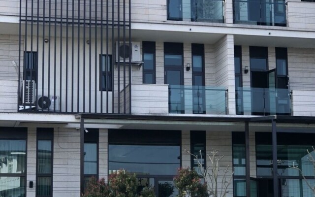 Yijia B&B