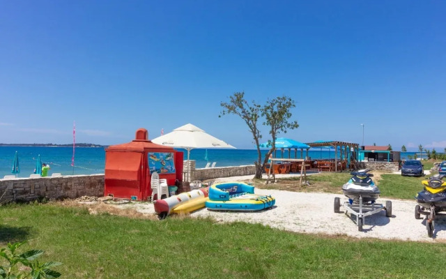 Grand Getaway for Family & Friends