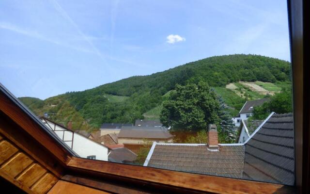 Relaxen im alten Winzerhaus Fewo OG