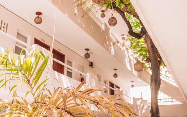 Ahava Hotel