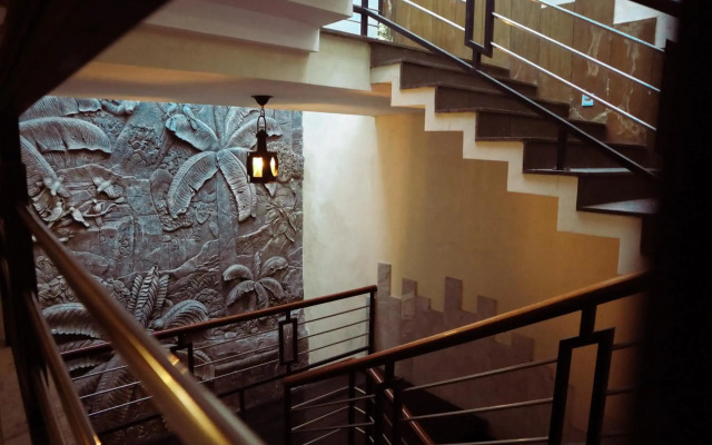 Helios Hotel