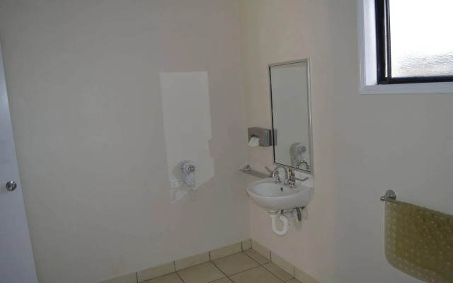 Charters Towers Motel