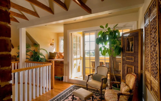 Villa Marco Polo Bed and Breakfast Inn