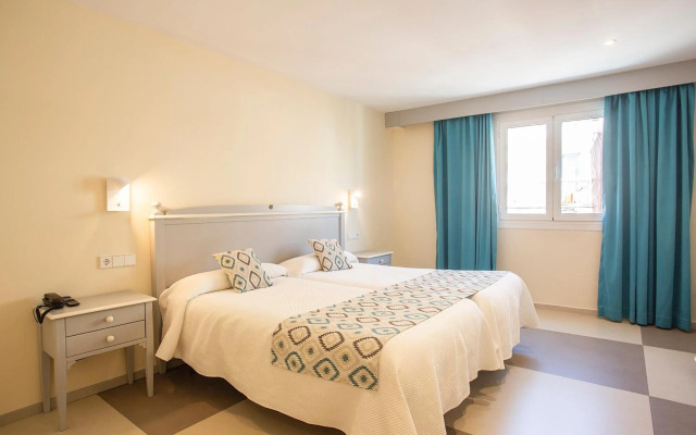 Hotel Playa Sol