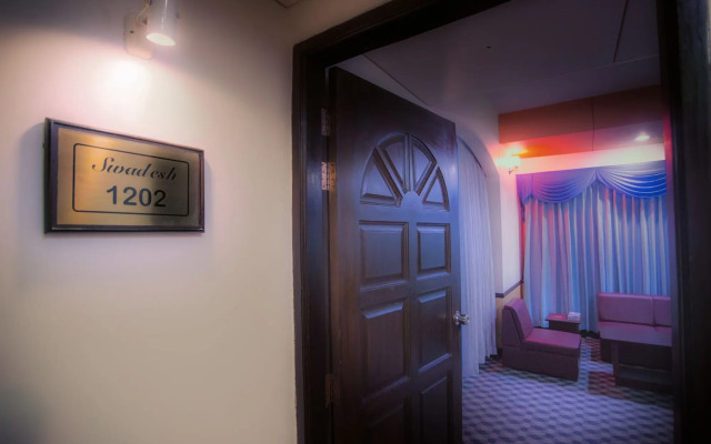 Hotel 71