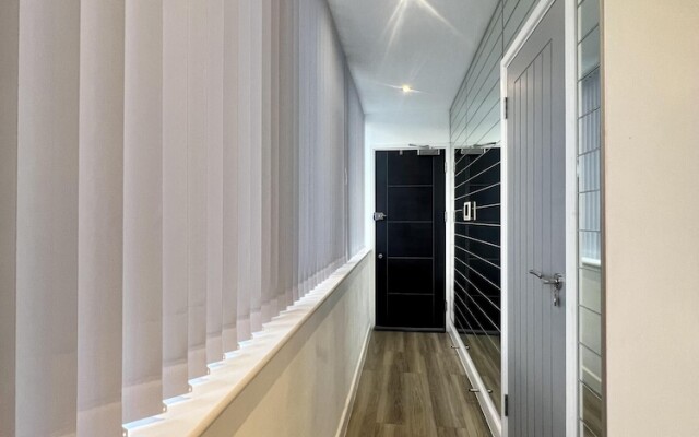 West London Star Aparthotel